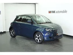 Grün Gebraucht 2022 Fiat 500e Action Limousine | 12.900 € (Superpreis)