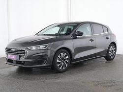 Grau Gebraucht 2022 Ford Focus Titanium X Limousine | 19.343 € (Fairer Preis)