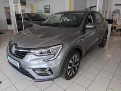 Grau Gebraucht 2022 Renault Arkana Zen SUV | 23.990 € (Fairer Preis)
