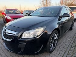 Schwarz Gebraucht 2010 Opel Insignia OPC Kombi | 6.700 € (Guter Preis)