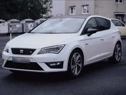 Weiß Gebraucht 2016 Seat Leon FR Limousine | 12.000 € (Fairer Preis)