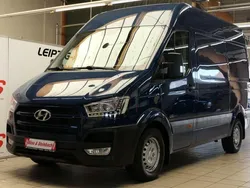 Blau Gebraucht 2017 Hyundai H 350 Van | 16.974 € (Teuer)