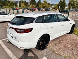 Weiß Gebraucht 2016 Renault Mégane III Intens Limousine | 9.500 € (Fairer Preis)