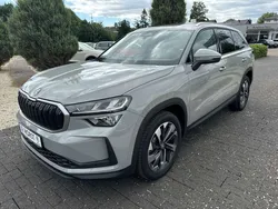 Grau Gebraucht 2024 Skoda Kodiaq Selection SUV | 43.450 € (Guter Preis)