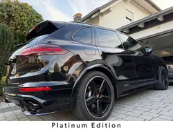 Schwarz Gebraucht 2018 Porsche Cayenne SUV | 42.800 € (Teuer)