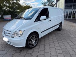 Weiß Gebraucht 2011 Mercedes Vito Van / Kleinbus | 10.990 €