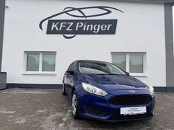 Blau Gebraucht 2015 Ford Focus Trend Limousine | 6.999 € (Fairer Preis)