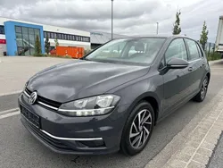 Grau Gebraucht 2019 VW Golf VII Limousine | 12.990 € (Guter Preis)