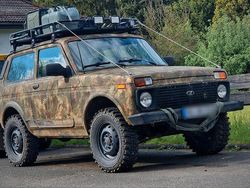 Andere farben Gebraucht 2011 Lada niva SUV | 4.500 € (Fairer Preis)