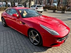Rot Gebraucht 2011 Ferrari FF Kombi | 124.500 € (Guter Preis)