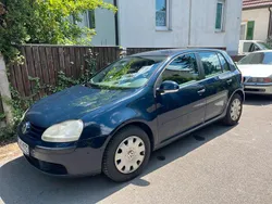 Blau Gebraucht 2005 VW Golf V Kleinwagen | 2.750 € (Fairer Preis)