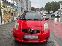 Rot Gebraucht 2008 Toyota Yaris Coupé | 1.900 € (Guter Preis)