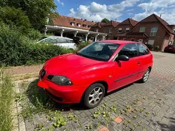 Rot Gebraucht 2003 Seat Ibiza Fresh Limousine | 650 € (Superpreis)