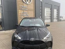 Mysticschwarz mica Gebraucht 2023 Toyota Yaris Basis Kleinwagen | 14.990 € (Fairer Preis)