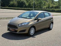Braun Gebraucht 2015 Ford Fiesta Trend Kleinwagen | 8.999 € (Fairer Preis)