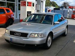 Silber Gebraucht 2001 Audi A8 Limousine | 3.000 € (Guter Preis)