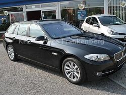 Schwarz metallic Gebraucht 2011 BMW 520 Kombi | 27.990 €