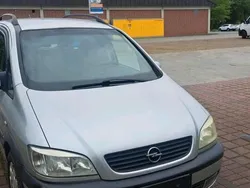 Gebraucht 2002 Opel Zafira Van / Kleinbus | 2.100 € (Fairer Preis)