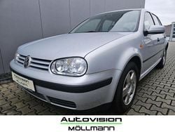 Silber Gebraucht 1999 VW Golf IV Limousine | 4.980 €