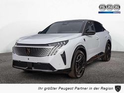 Weiss Gebraucht 2024 Peugeot e-3008 GT SUV | 51.900 € (Etwas zu teuer)