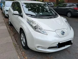 Weiß Gebraucht 2016 Nissan Leaf Acenta Kleinwagen | 6.999 € (Guter Preis)