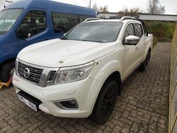 Brilliant white (m) Gebraucht 2017 Nissan Navara Acenta Abholung | 23.990 € (Fairer Preis)
