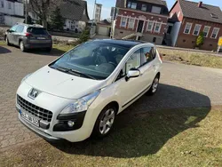 Weiß Gebraucht 2010 Peugeot 3008 Kombi | 4.499 € (Fairer Preis)