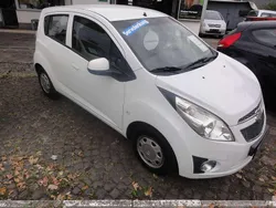 Schneeweiss/summitwhite/arctic Gebraucht 2013 Chevrolet Spark LS Kleinwagen | 3.990 € (Etwas zu teuer)