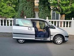 Silber Gebraucht 2006 Peugeot 1007 Kleinwagen | 3.300 €
