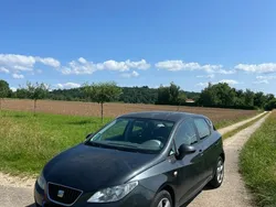 Grau Gebraucht 2011 Seat Ibiza Style Limousine | 3.900 € (Fairer Preis)