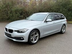 Silber Gebraucht 2015 BMW 318 Luxury Line Kombi | 9.990 € (Guter Preis)