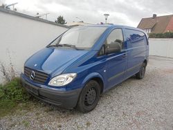 Blau Gebraucht 2009 Mercedes Vito Limousine | 2.590 € (Superpreis)