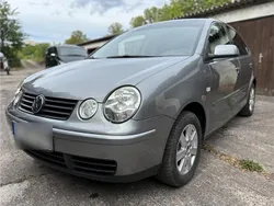 Grau Gebraucht 2004 VW Polo Kleinwagen | 2.099 € (Fairer Preis)