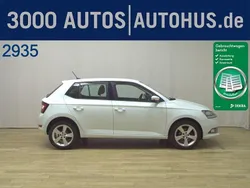 Weiss Gebraucht 2019 Skoda Fabia Cool Plus Limousine | 7.980 € (Guter Preis)