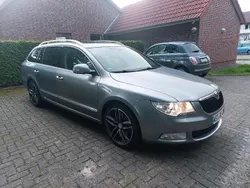 Gebraucht 2012 Skoda Superb Kombi | 6.350 € (Guter Preis)