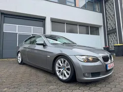 Grau Gebraucht 2009 BMW 330 Performance Coupé | 12.000 € (Guter Preis)