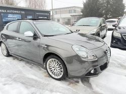 Grau Gebraucht 2016 Alfa Romeo Giulietta Limousine | 7.499 € (Fairer Preis)