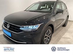 Grau Gebraucht 2023 VW Tiguan Life SUV | 30.980 € (Fairer Preis)