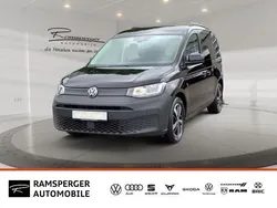 Schwarz (schwarz) Gebraucht 2022 VW Caddy California Van / Kleinbus | 28.990 €