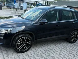 Schwarz Gebraucht 2016 VW Tiguan Trendline SUV | 11.800 € (Fairer Preis)
