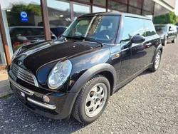 Schwarz Gebraucht 2004 Mini ONE Kleinwagen | 4.490 € (Teuer)