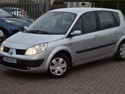 Silber Gebraucht 2005 Renault Scénic II Avantage Van / Kleinbus | 1.490 € (Guter Preis)