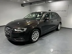 Belugabraun Gebraucht 2016 Audi A3 Sportback Attraction Limousine | 13.690 € (Guter Preis)