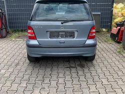 Grau Gebraucht 2004 Mercedes A140 Limousine | 1.200 €