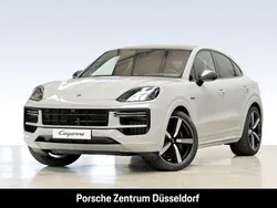 Kreide Neu 2025 Porsche Cayenne Turbo E-Hybrid SUV | 240.388 €