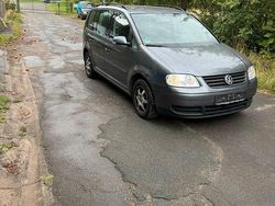 Grau Gebraucht 2005 VW Touran Van / Kleinbus | 1.550 € (Guter Preis)