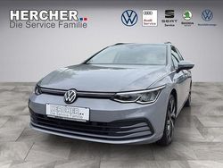 Grau Gebraucht 2021 VW Golf VIII Life Kombi | 22.590 € (Etwas zu teuer)