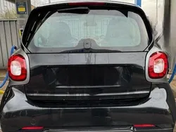 Schwarz Gebraucht 2017 Smart ForTwo Coupé Brabus Coupé | 17.500 € (Fairer Preis)