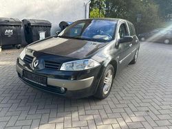 Schwarz Gebraucht 2005 Renault Mégane II Limousine | 1.750 € (Fairer Preis)
