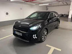 Schwarz Gebraucht 2021 Kia Niro Edition 7 SUV | 15.200 €